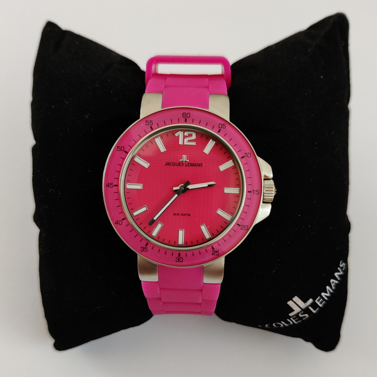 VLZ Crowdfunding Uhr Rosa